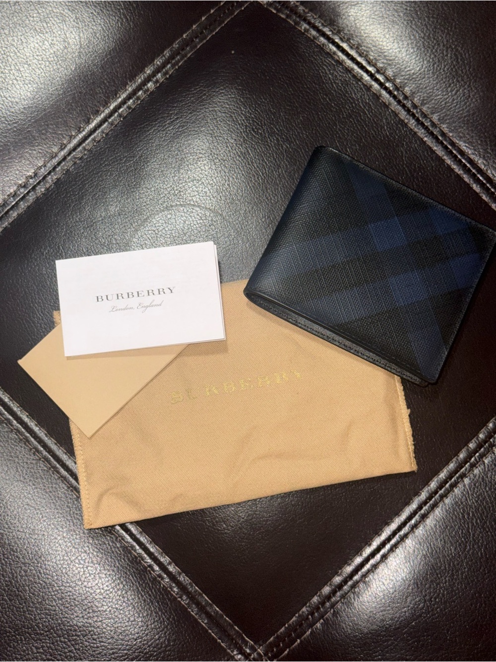 Brand New Burberry Men's Black & Navy Check Leather Wallet